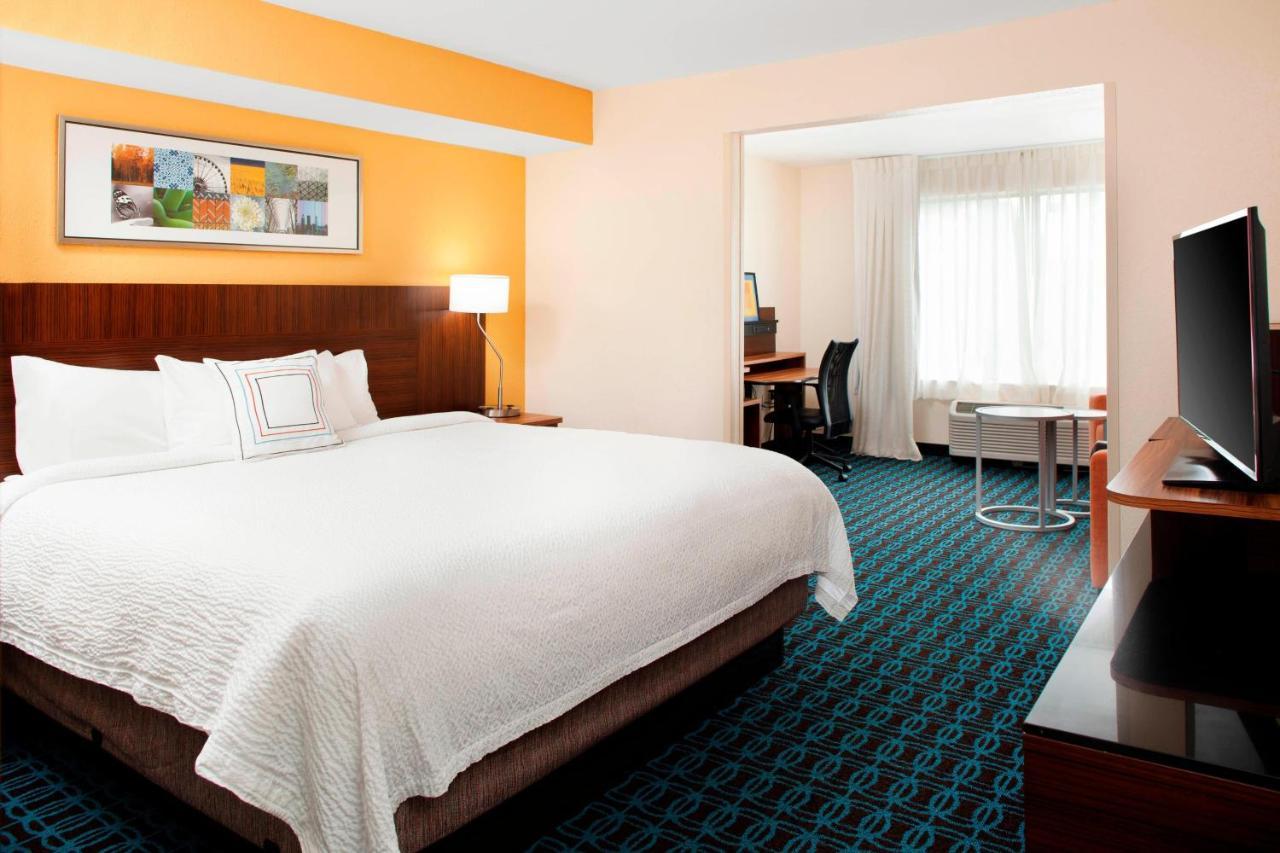 Fairfield Inn & Suites Μαίηκον Εξωτερικό φωτογραφία